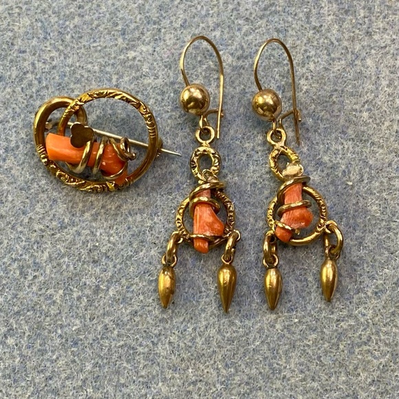 Vintage wrapped coral brooch and earrings set - Picture 3 of 5